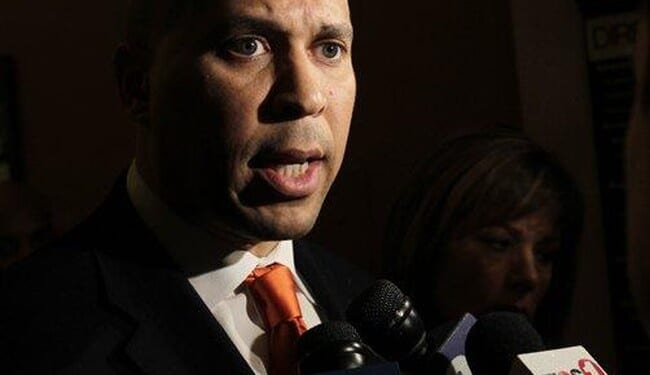 Screams "My God" at Nothings, Silent on Child-Killer Texts – Twitchy