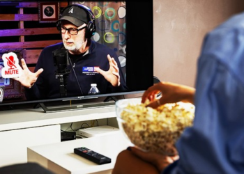 Shilling for Boomer Commies While Gaslighting Actual Conservatives – Twitchy