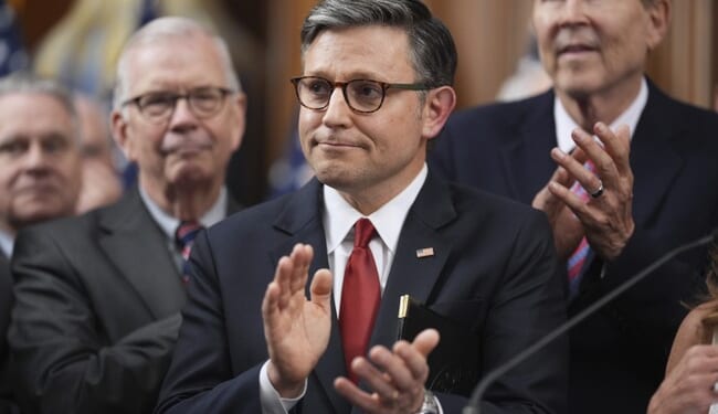 'Swear Her In!' Dems March to Mike Johnson’s Empty Office for Recently Elected Adelita Grijalva – Twitchy