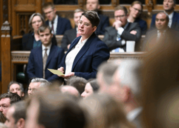 Thousands of Christians sign letter against plan to ban conversion practices