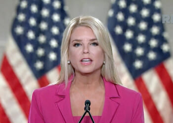 Trump Demands AG Bondi To ‘DO SOMETHING!’ After Revelation of 274 FBI Agents at January 6 Event