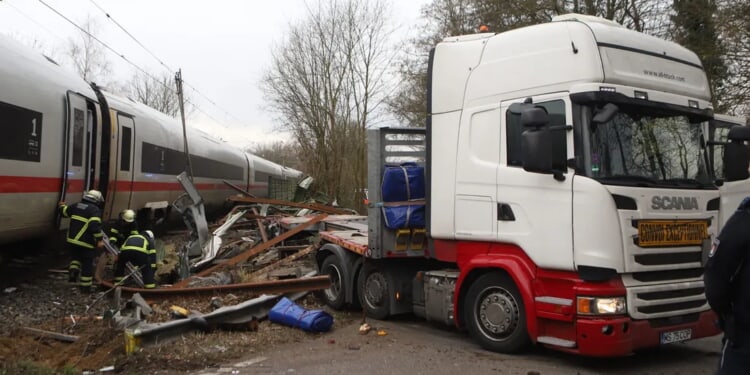 Wild Video Shows Train Slamming Into 18-Wheeler To Cause 5 Injuries In Netherlands