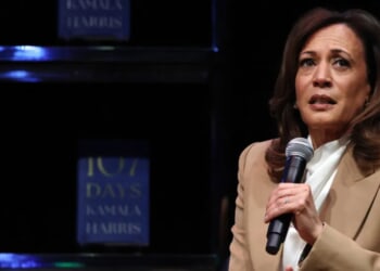 ‘Big Mistake’: Kamala Harris Extends Olive Branch To Elon Musk After EV Summit Snub