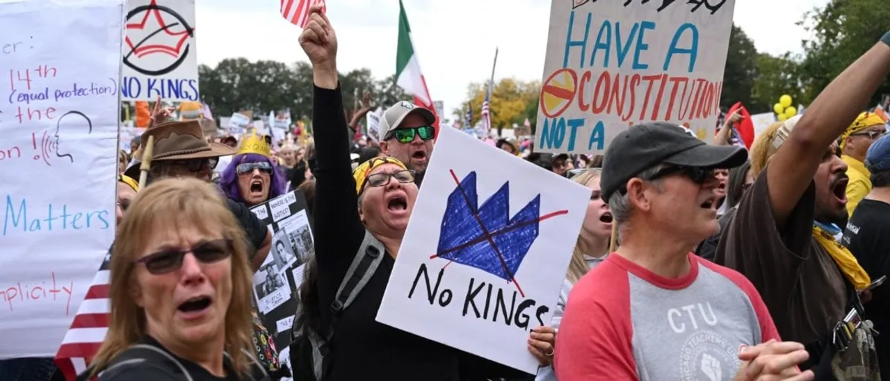 ‘No Kings’ Boomers Sing Patriotic Hymns — Then Close With John Lennon’s ‘Imagine’