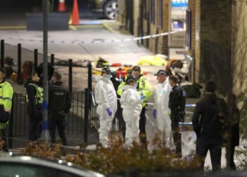 Police arrest 2 men, rule out terrorism in U.K. train stabbings that left 11 hurt