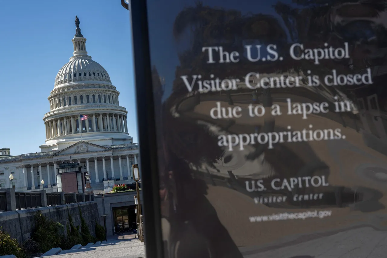 A sign indicates that the US Capitol Visitor Center in Washington, DC, is closed on October 21, 2025, during the US government shutdown. The US government shutdown dragged into a third week, with Congress gridlocked in a clash over spending and no resolution in sight to a crisis that has already cost thousands of jobs. (Photo by DANIEL HEUER / AFP) (Photo by DANIEL HEUER/AFP via Getty Images)