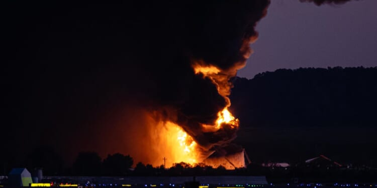 Authorities responding to reports of a plane crash in Kentucky