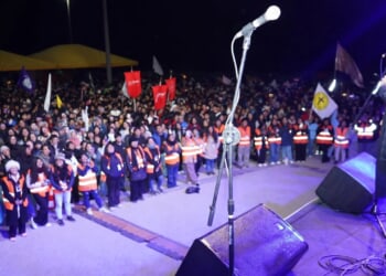 We can all be saints, Peruvian archbishop says to thousands of youth