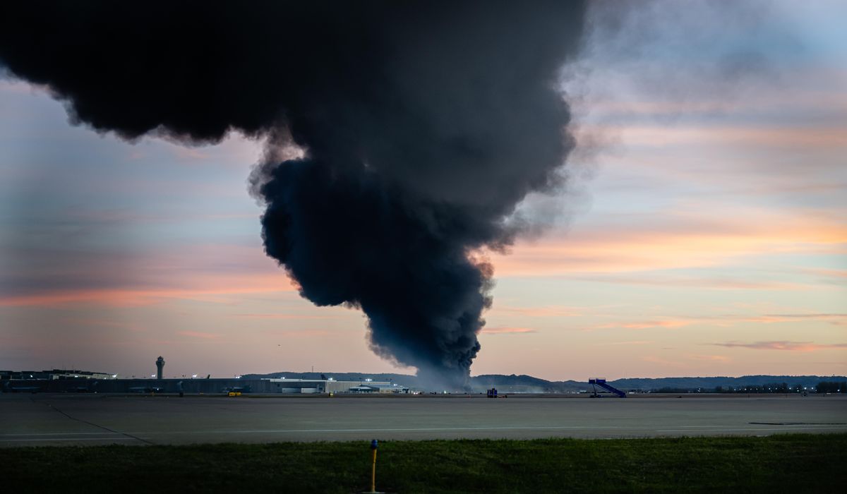 Massive fireball erupts as UPS airplane crashes at Kentucky airport, leaving 7 dead