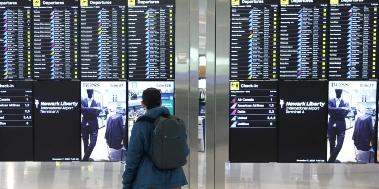 Democrats’ Shutdown Becomes Everyone’s Problem With Flight Cancellations Right Before Thanksgiving