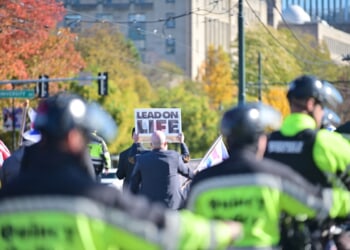 Amid clown protesters, Boston men’s march for life remains ‘prayerful’