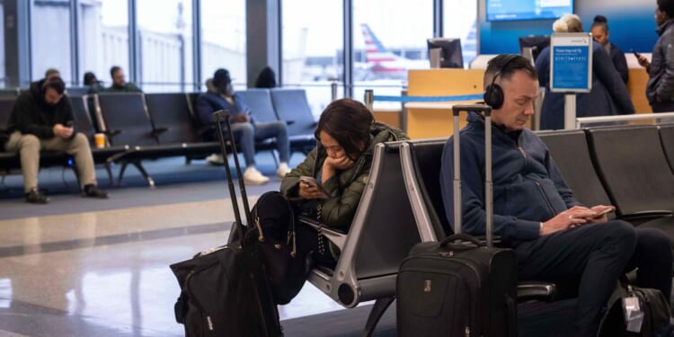 What to know if your travel plans are impacted by the FAA's flight cancellations