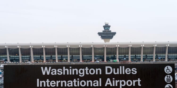 At Washington D.C.-area airport, 18 people sent to the hospital after mobile lounge crashes