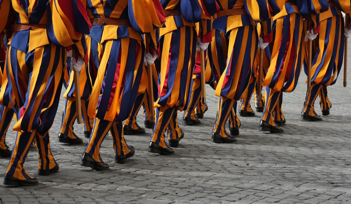 Swiss Guard investigated by Vatican after allegations of antisemitic incident in St. Peter's Square