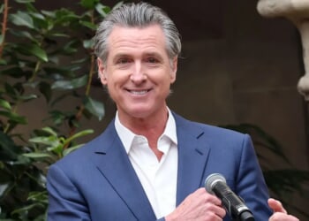 California Unlawfully Issued 17,000 Licenses To Migrant Truck Drivers, Feds Say