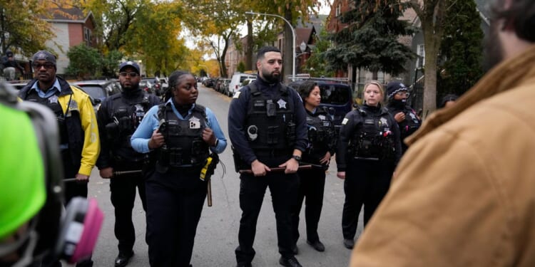 DHS says migrant enforcement surge has cut crime in Chicago