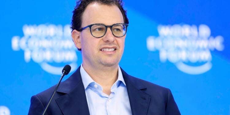 Microsoft, Anthropic announce new AI data center projects as industry's construction push continues