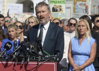 Critics scoff at Trump's shift to urging House GOP to vote to release Epstein files