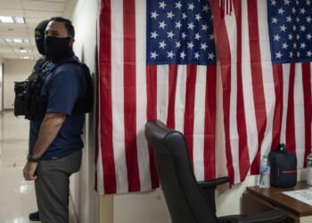 Judge backs New York sanctuary policy, says state can ban ICE from making courthouse arrests