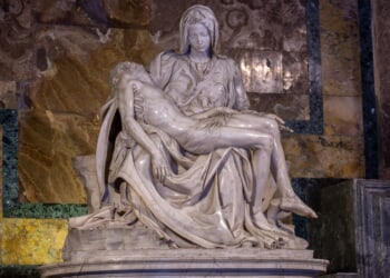 Virgin Mary doesn’t have ‘the role of holding back God’s wrath,’ Vatican expert says