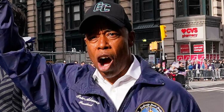 Eric Adams Warns Jewish New Yorkers to ‘Prepare Themselves’ for Mamdani Admin Shift