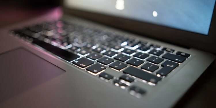 Microsoft says it will not discriminate against religious groups after investor criticism