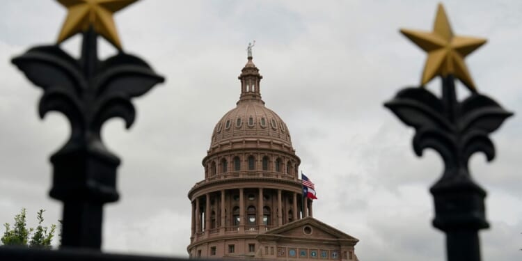 Texas asks Supreme Court to allow use of new GOP-friendly map
