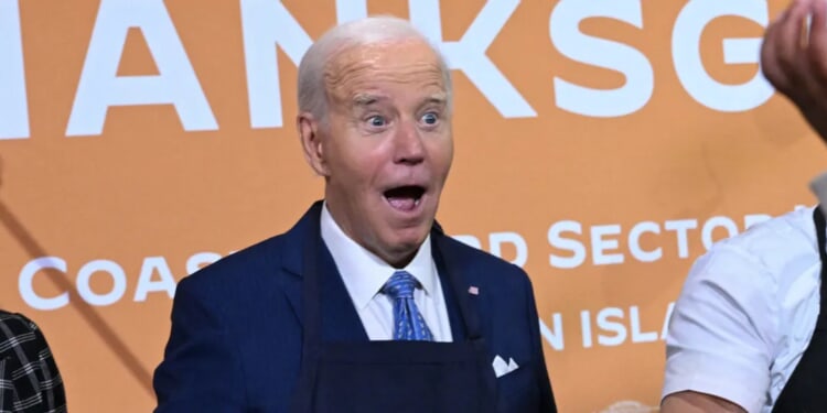 MR. RIGHT: How To Politely Nuke The Liberals At Your Thanksgiving Dinner