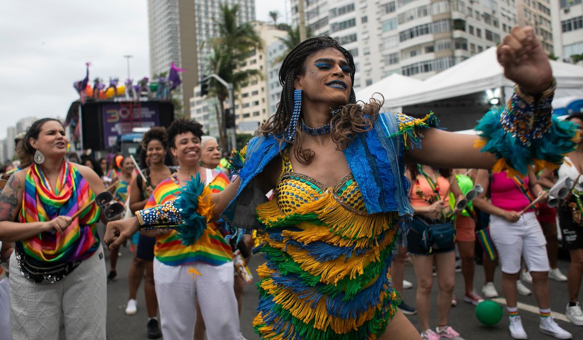 Brazilian revelers at Rio's Pride march rejoice after Bolsonaro's preemptive jailing