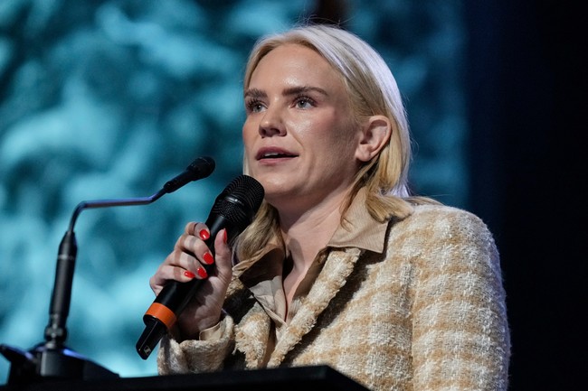 Dem House Candidate Aftyn Behn Refuses to Answer Whether She Still Supports Defunding the Police – Twitchy