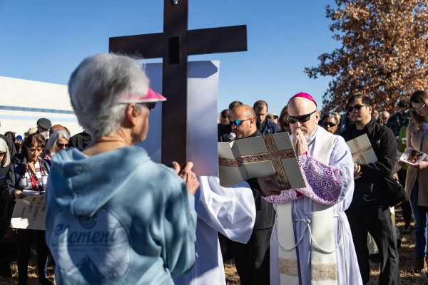 Archbishop Samuel Aquila of Denver leads hundreds in the Stations of the Cross outside an ICE detention center in Aurora, Colorado, on Nov. 22, 2025. Credit: André Escaleira Jr./Denver Catholic