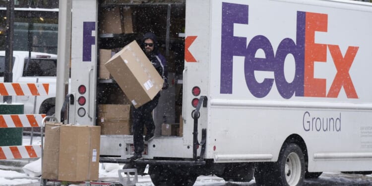 14 people accused of 'porch piracy' scheme based on stealing insider data from FedEx