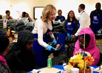 Catholic Charities gives Thanksgiving meals, winter coats to people in need