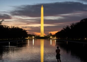 Trump wants to remake the Lincoln Memorial Reflecting Pool