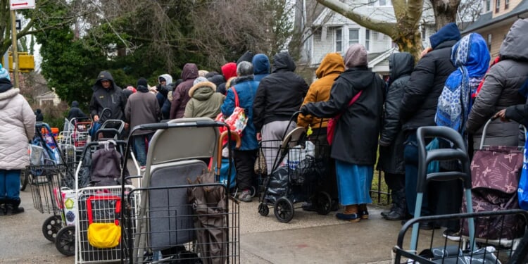 Food Banks Scramble To Meet Record Thanksgiving Demand Following Shutdown, Funding Lapse