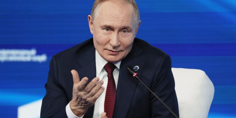 Donald Trump's peace plan up against Russia's shaky history with deals