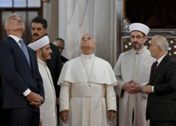 Pope Leo XIV visits emblematic Turkish mosque in sign of fraternity with Muslims