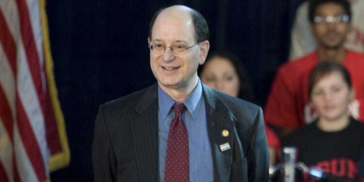 71 Year Old Dem Rep Caught 'Looking At Porn' During Flight