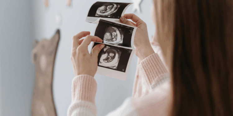 Abortion lobby fails to tell thousands of women about the risks of childlessness