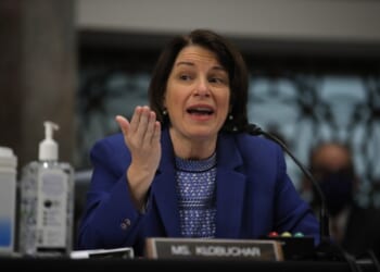 Amy Klobuchar Just Posted the Most Devastating Anti-Biden Chart of the Year… and Blamed Trump – Twitchy