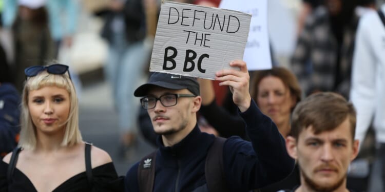 BBC Top Executives Quit in Disgrace Over Fake Trump Video Scandal [WATCH]