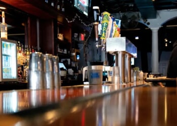 Bar Offers Free Beer To Anyone Who Helps ICE Deport An Illegal Immigrant