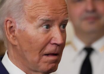 Biden Handler's Hot Mic Moment Adds Evidence to Cognitive Decline 'Debate' [WATCH]