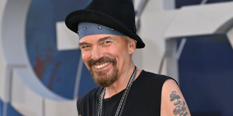 Billy Bob Thornton Tells Hollywood Elites to ‘Accept Your Little Award and F**k Off’ [WATCH]