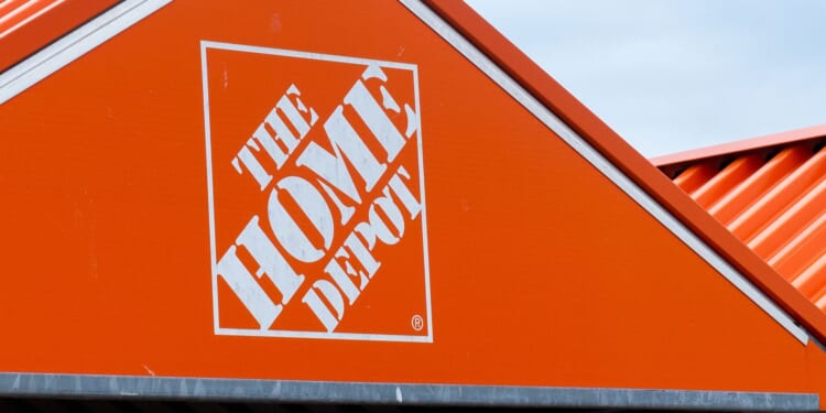 Bizarre Anti-ICE Demonstration at a California Home Depot Has People Calling Them Retards [WATCH]