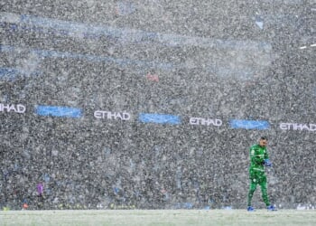 Blizzard Generates One Of Craziest Scenes You’ll Ever See In Sports