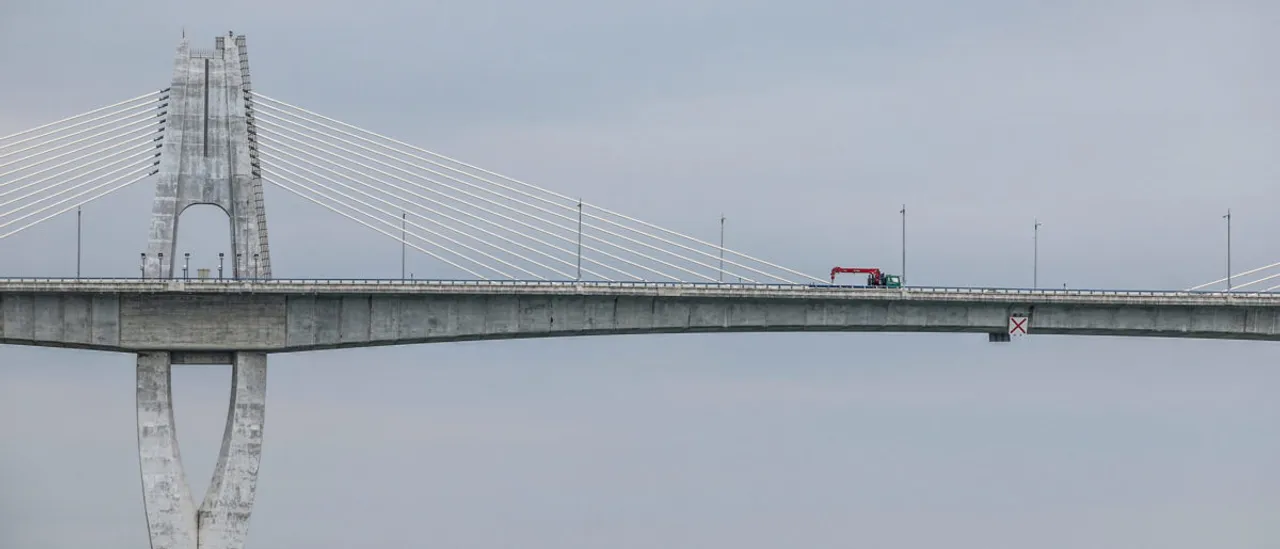 China’s Hongqi Bridge Just Collapsed Into River Months After Opening