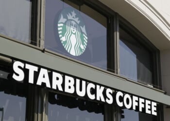 Claws Out! Starbucks Apologizes for Women Fighting Over Its Must-Have ‘Bearista’ Glass Cups – Twitchy