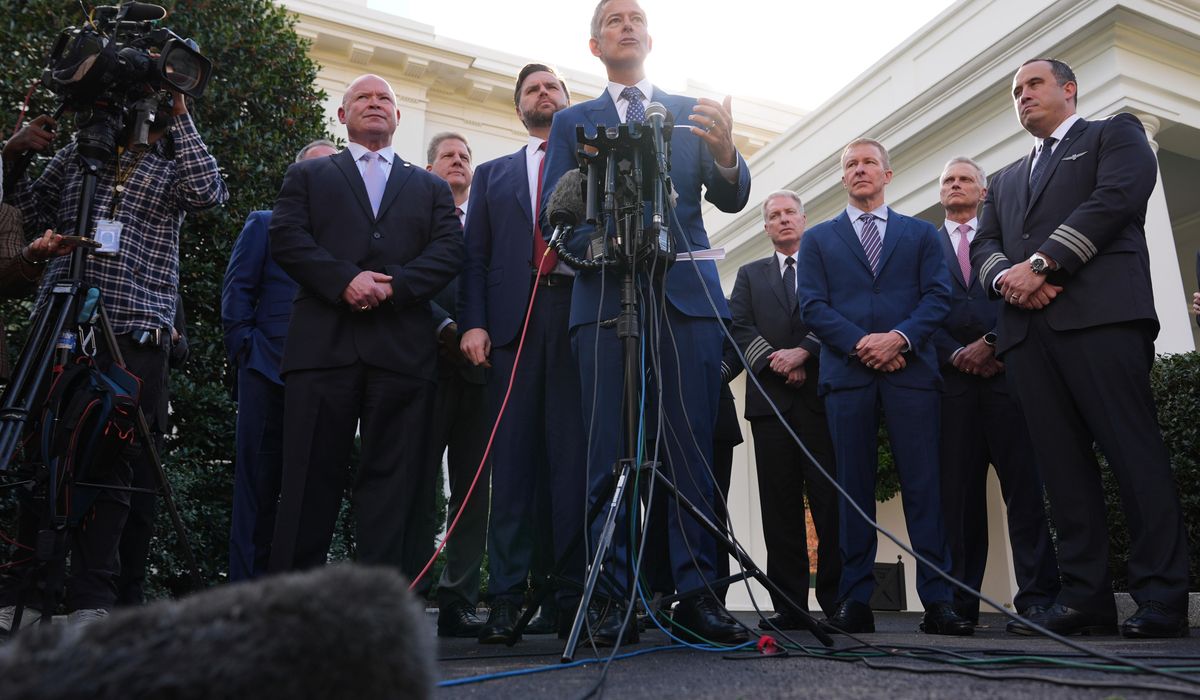 Court blocking new rules limiting which immigrants can get commercial drivers' licenses