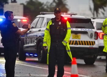 DOJ Charges Three Chinese Nationals With Shipping Chips To China